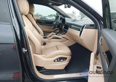 2019 Porsche Cayenne E-Hybrid z USA, uszkodzony, nr VIN WP1AE2AY2KDA51449